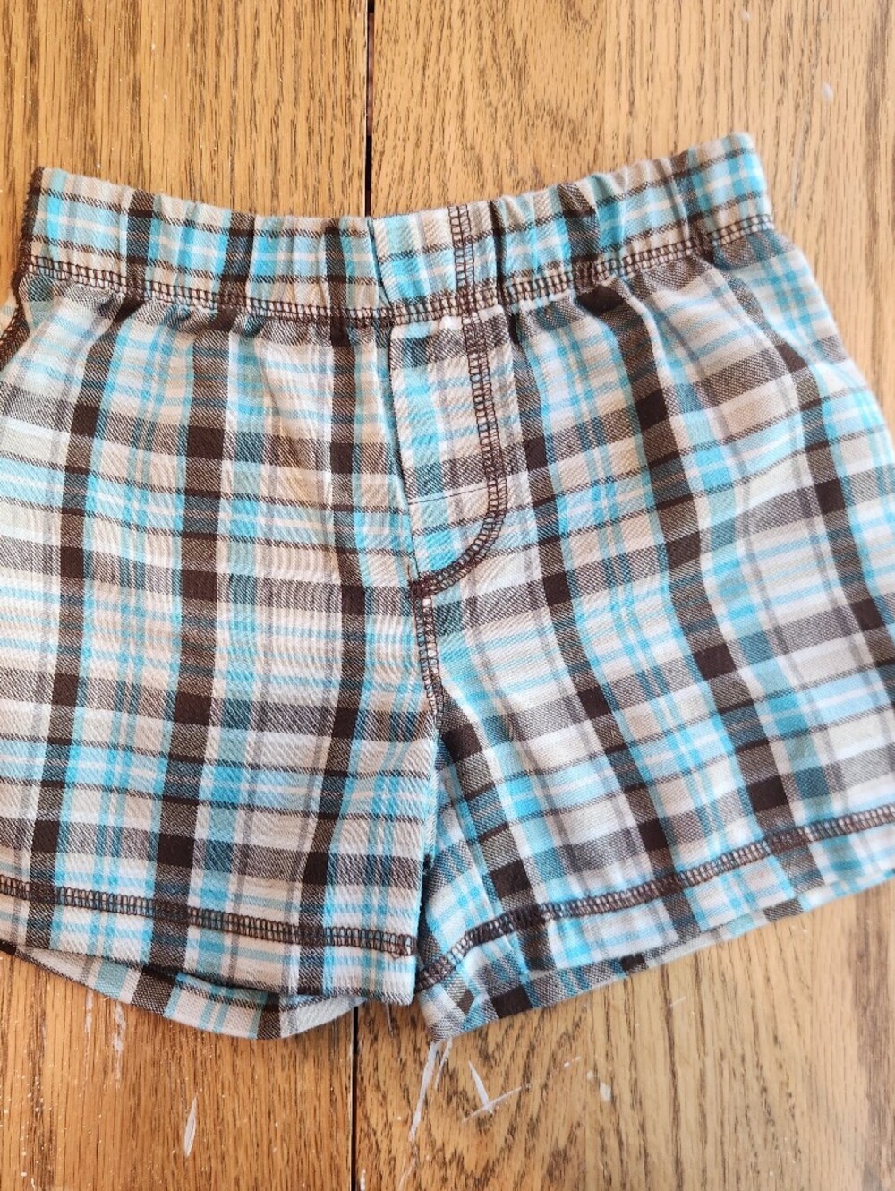 Plaid Elastic-Waist Shorts in Blue and Brown